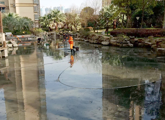 红星景观池淤泥清理